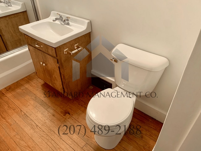 Building Photo - Charming Waterville Home with 3 Bedrooms and 2 Baths