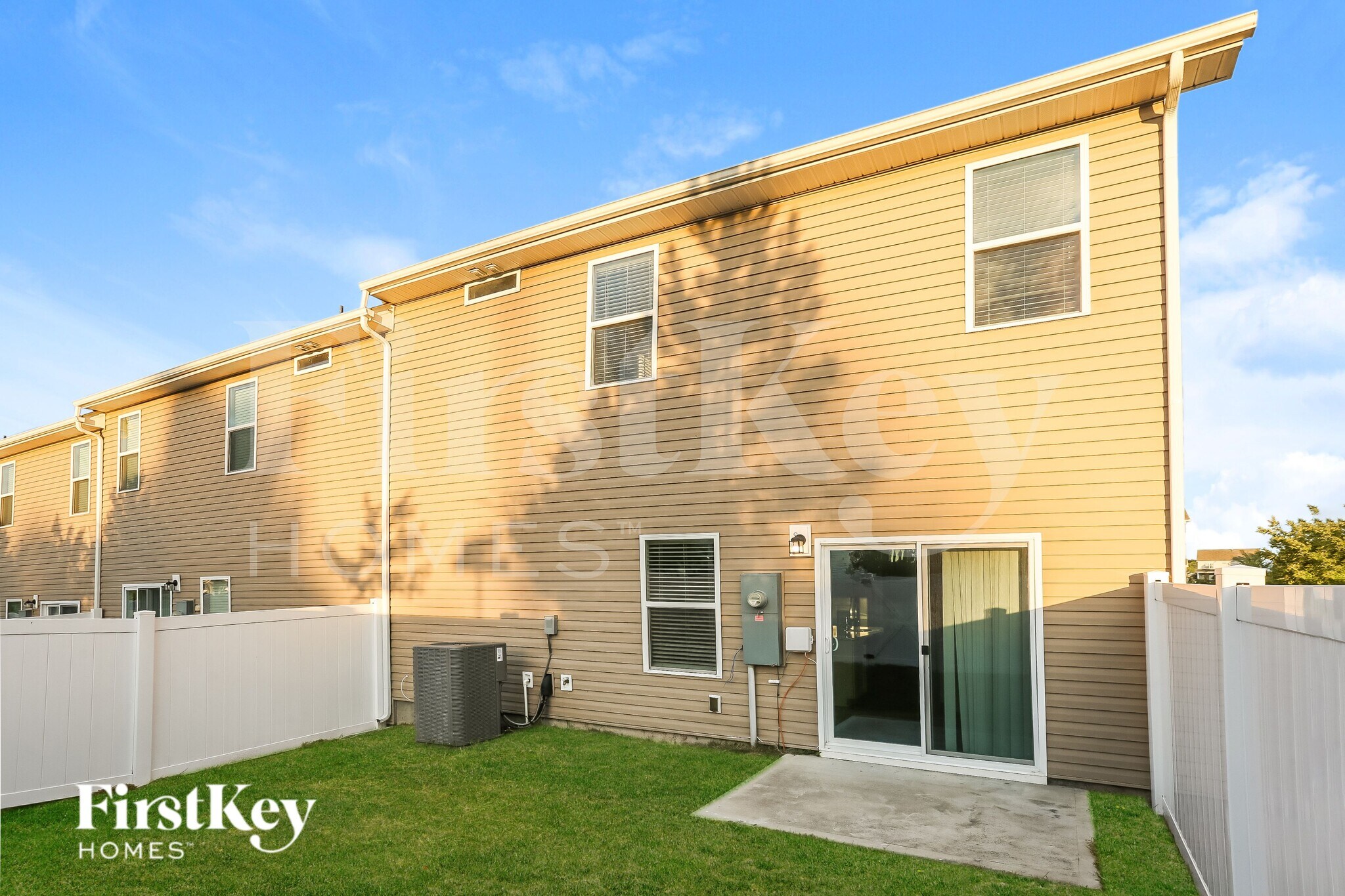 Building Photo - 10717 Rivergate Dr NW