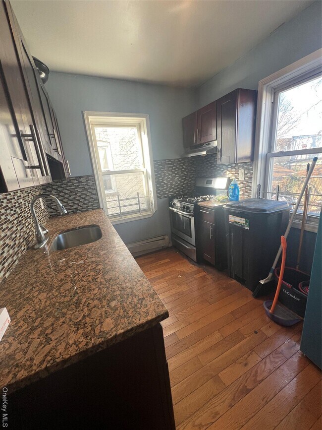 Building Photo - 177-37 106th Ave