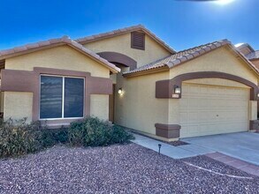 Building Photo - Fabulous 3-bedroom, 2-bathroom home For Rent in Avondale!!