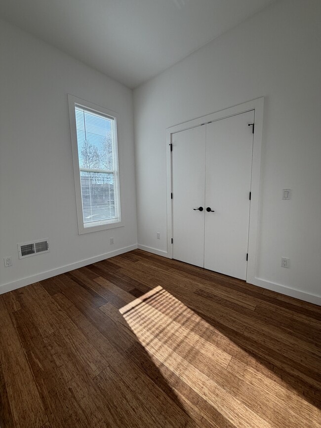 Building Photo - 1134 Foothill Blvd