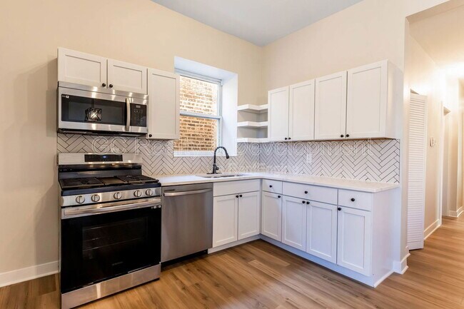 Building Photo - 4241 S Calumet Ave