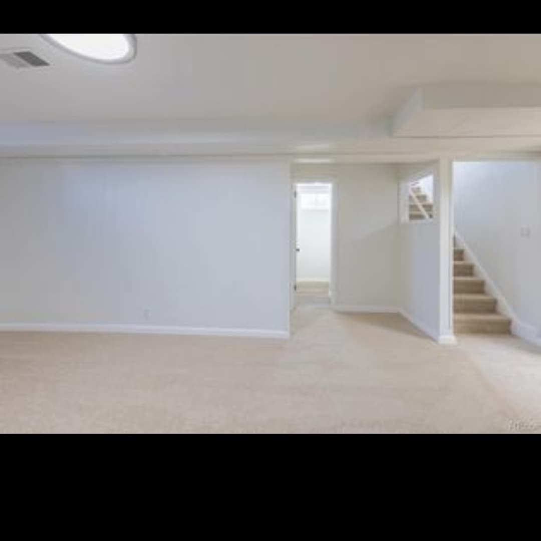 Building Photo - 10454 Grant Dr