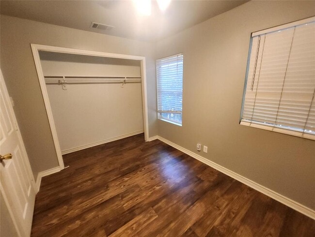 Building Photo - 2714 Whitis Ave