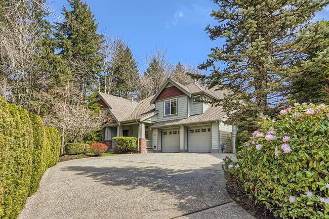 Building Photo - 4Bd/2.5Ba Redmond House