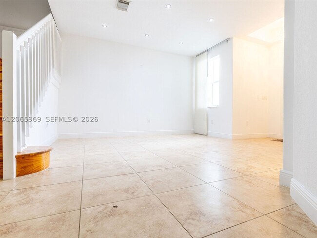 Building Photo - 11406 NW 76th Terrace