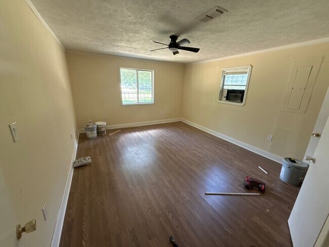 Building Photo - 6239 Wesley St