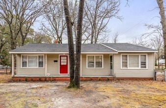 Building Photo - 1000 Ivy Rd