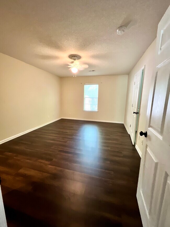 Building Photo - 100 Tyger Meadow Rd