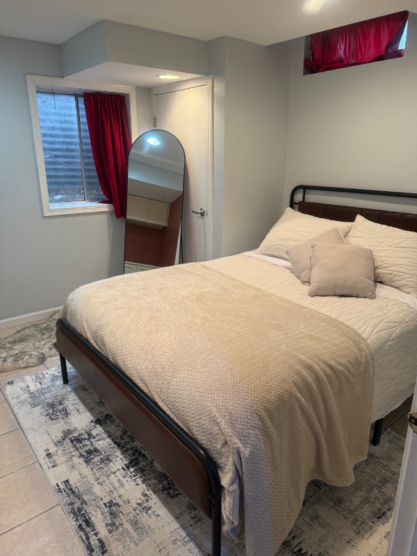 Building Photo - 725 Buffalo Cir