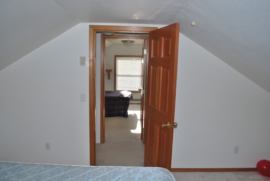 Building Photo - 622 Nickey Way