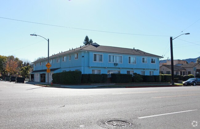 Primary Photo - 400 W Alameda Ave