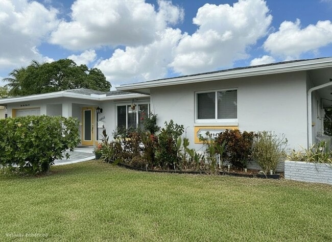 Building Photo - 4945 NW 55th Ct