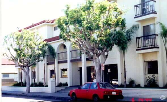 13715 Cordary Ave - Cordary Group 2