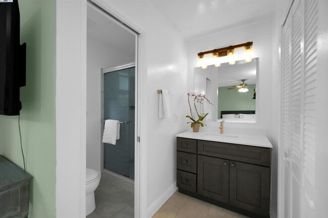 Building Photo - 55 Normandy Ln