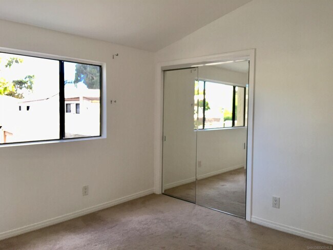 Building Photo - 8725 Caminito Abrazo