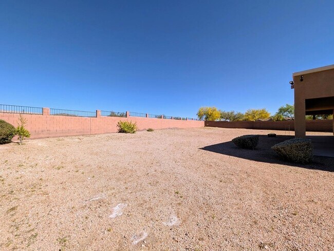 Building Photo - 27321 N Gidiyup Trail