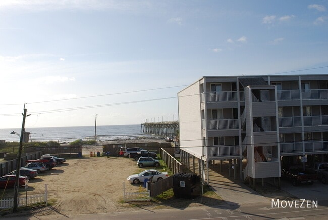 Building Photo - 1801 Canal Dr