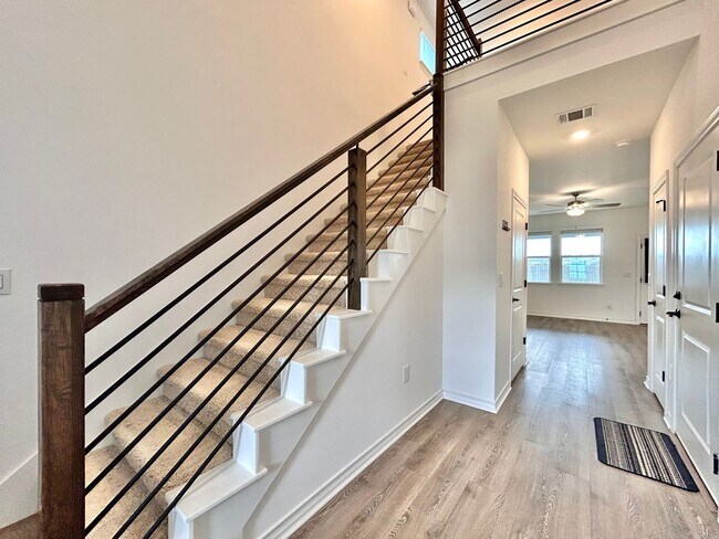 Building Photo - Modern 3/BR 2.5/BA Home with Porch, Deck &...