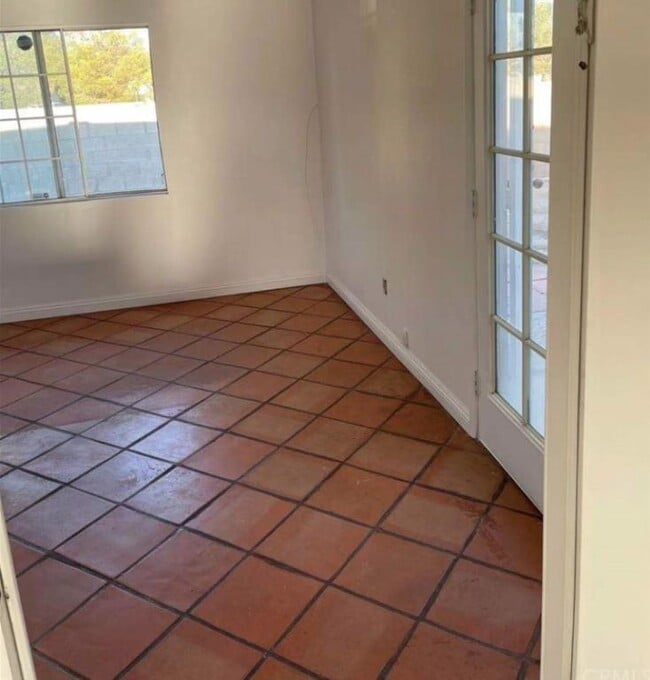 Building Photo - 45428 Raysack Ave