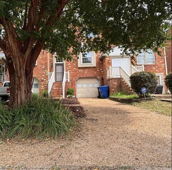 Building Photo - 1508 Brenland Cir
