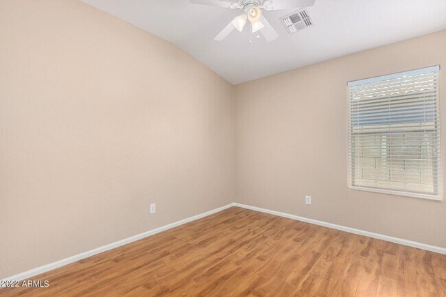 Building Photo - Gorgeous 4 Bedroom Home w/Energy Saving Solar