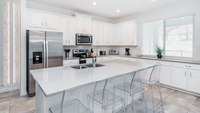 Building Photo - 8976 Amelia Downs Trail