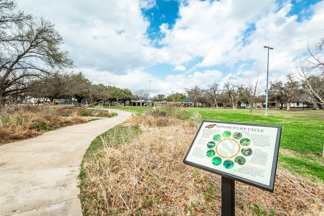 Building Photo - 6112 Llano Ave