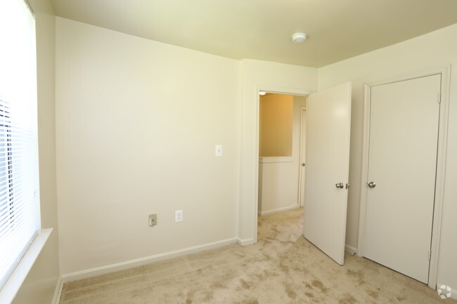 Interior Photo - Tobias Henson Apartments