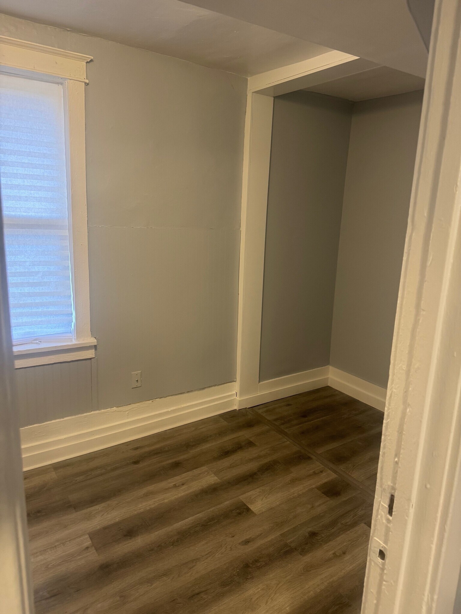 2nd bd rm w/ closet - 304 Arthur Ave