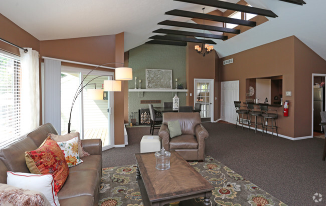 Interior Photo - Hunter's Creek Apartments