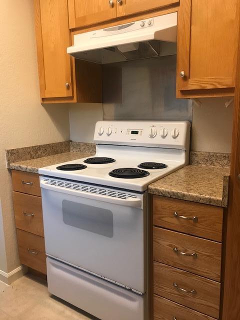 Building Photo - 270 Lindo Ln