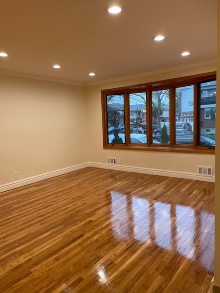 Building Photo - 2789 E 65th St