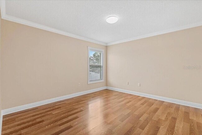 Building Photo - 3949 Golden Finch Way