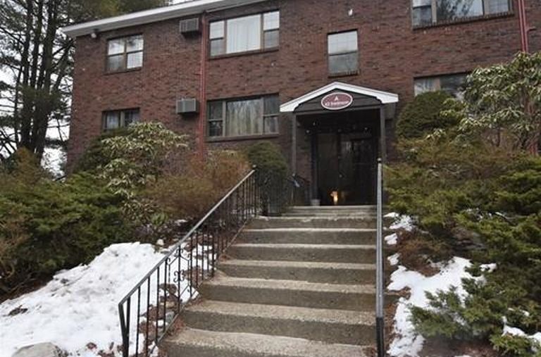 Building Photo - 42 Swanson Ct