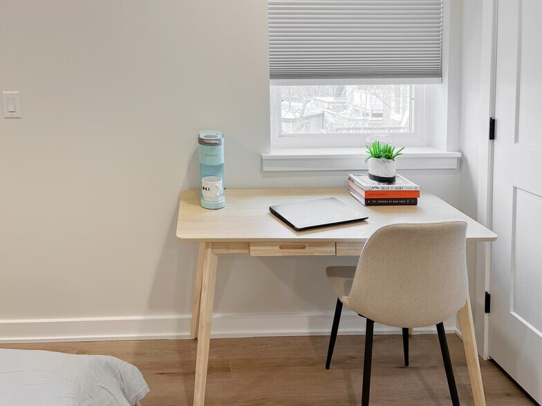 Bedroom 303 - 3814 Hamilton St