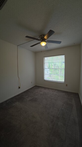 Building Photo - 15203 Morning Dr
