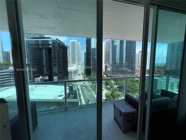 Building Photo - 1250 S Miami Ave