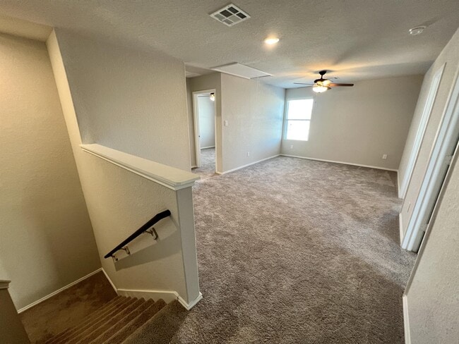 Building Photo - 2824 Rosefinch