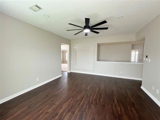 Building Photo - 613 Norwood Dr