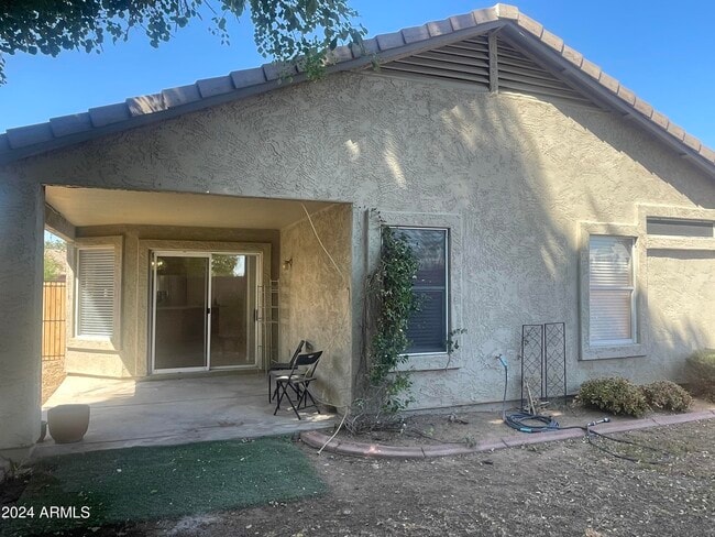Building Photo - 15263 N 67th Dr