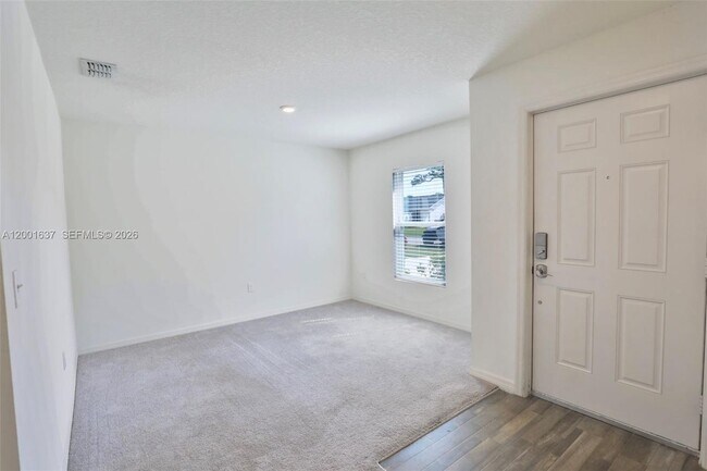 Building Photo - 2352 SE Surrey Pl