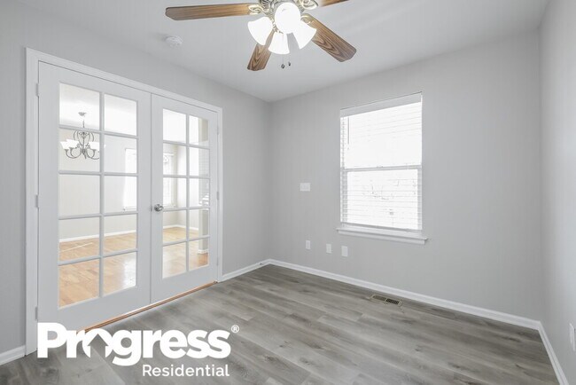 Building Photo - 4223 Pioneer Pl