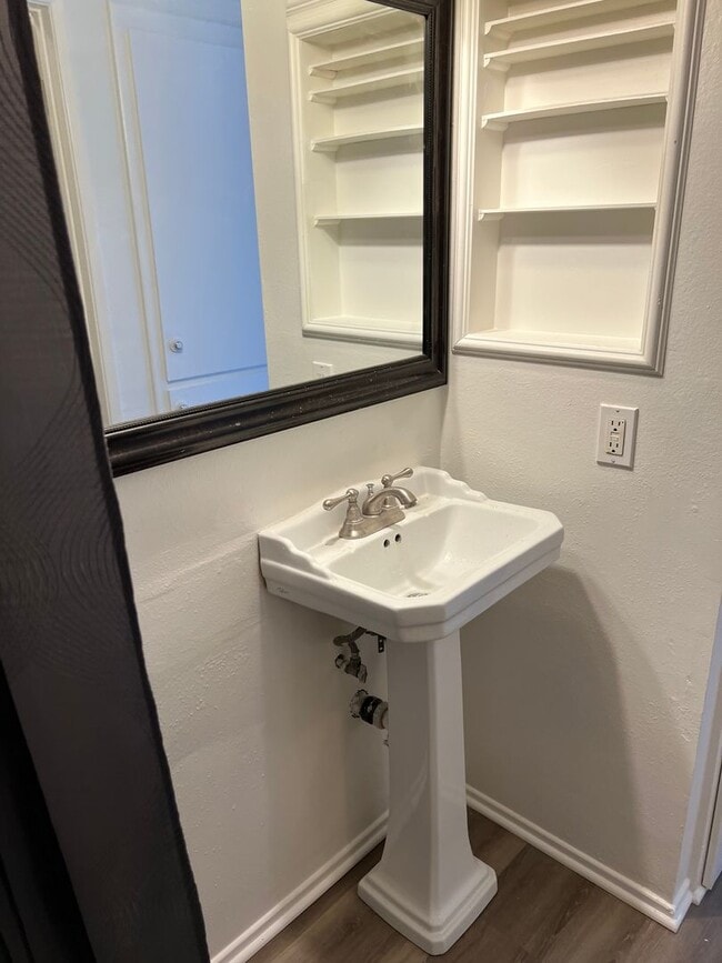 Building Photo - Upstairs Studio Condo in Huntington Harbor...