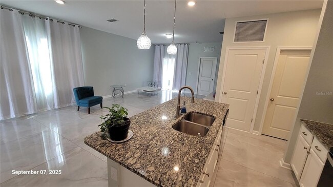 Building Photo - 1175 Lycaste Dr