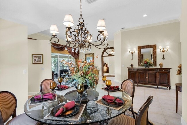 Building Photo - 222 Legendary Cir