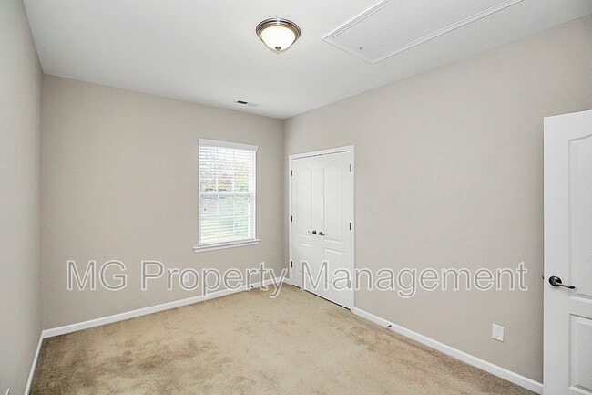 Building Photo - 15111 Brannock Hills Dr