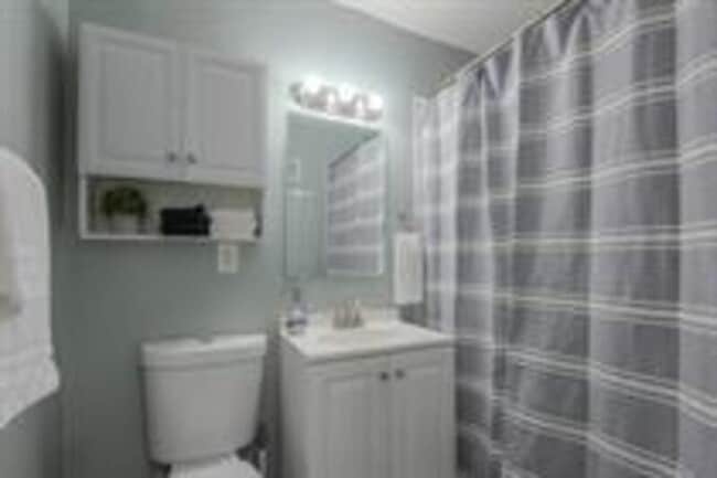 Building Photo - 4110 Clark Ave