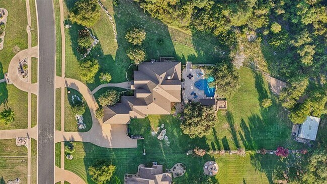 Building Photo - 122 Silverstone Dr