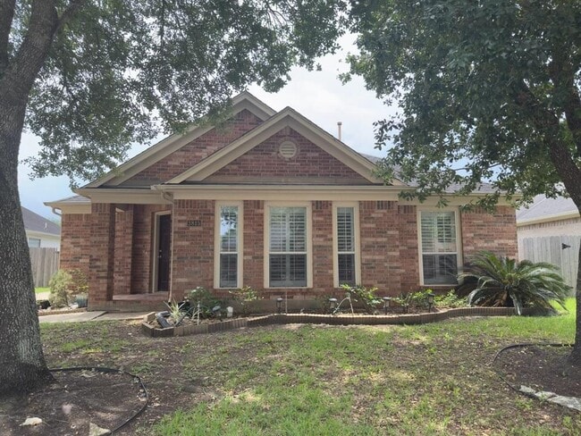 Primary Photo - 3815 Lake Edinburg Ln